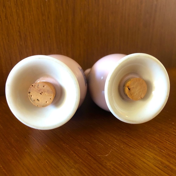 Royal Splendour Salt and Pepper Shaker Set ✨ Fine Arts ✨ Vintage Ceramic Dining - Picture 4 of 6